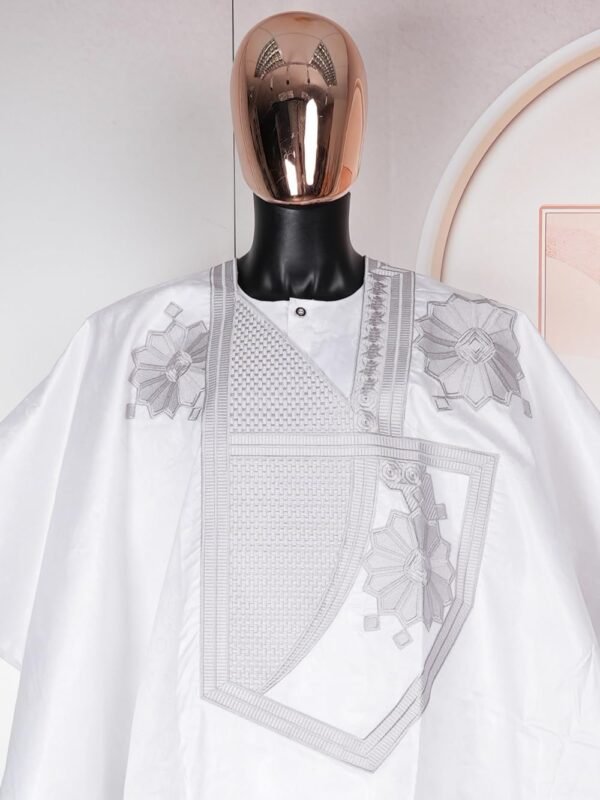 HD African Bazin Couple Clothes Traditional Embroidery Agbada Boubou Caftan Set for Man - Image 2